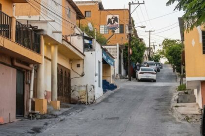 Encuentran a hombre sin vida cerca de escuela en colonia Lomas Modelo