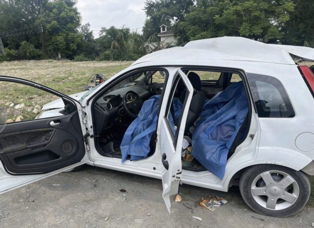 Madre e hijo mueren en fatal choque sobre carretera Cadereyta-Allende