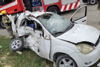 Madre e hijo mueren en fatal choque sobre carretera Cadereyta-Allende