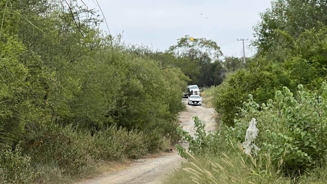 Hallan cuerpo con huellas de violencia en una brecha de Cadereyta