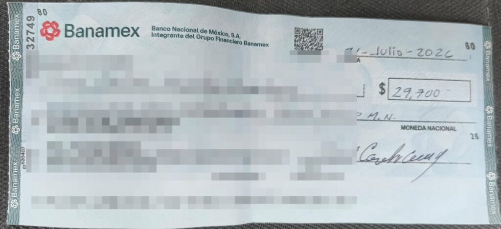 Detienen a hombre por intentar cobrar cheque falsificado en banco Banamex en Monterrey