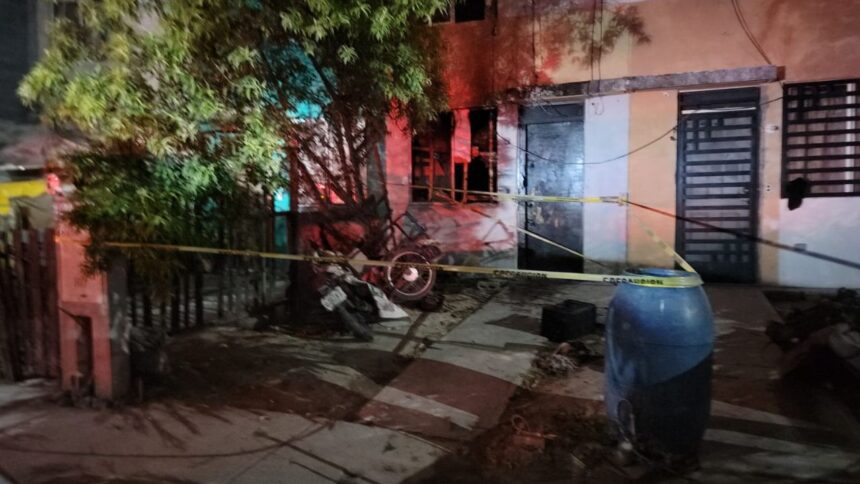 Hombre sufre intoxicación tras incendio en vivienda de El Carmen