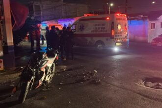 Muere motociclista tras choque en Monterrey; conductor involucrado escapó