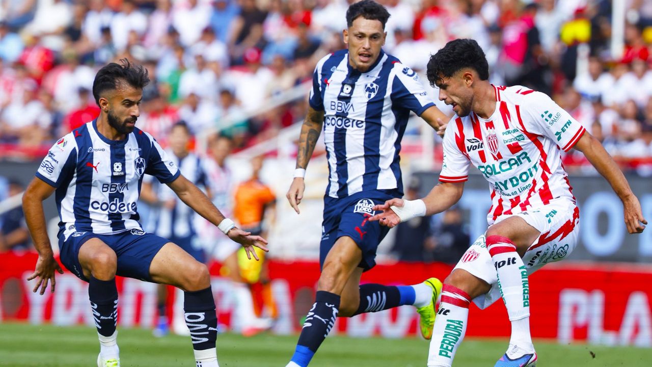 Necaxa derrota 2-1 a Rayados en tiempo agregado y mantiene el paso perfecto en el Apertura 2026 de la Liga MX