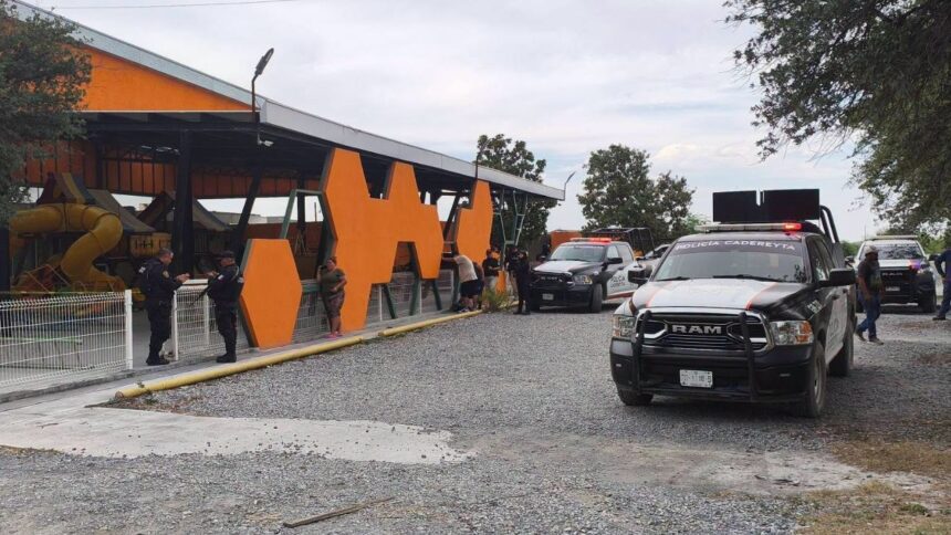 Hombre muere tras caer 7 metros en restaurante Mi Jacal de Cadereyta