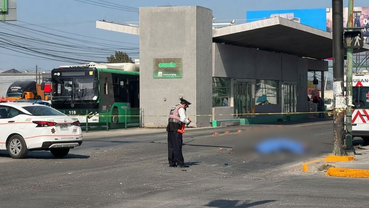 Muere ciclista tras ser atropellado en avenida Ruiz Cortines en Guadalupe