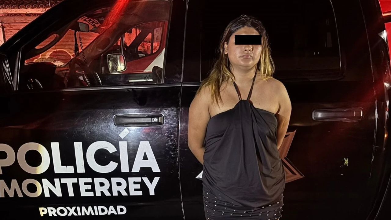 Detienen a mujer por apuñalar a hombre en el Centro de Monterrey