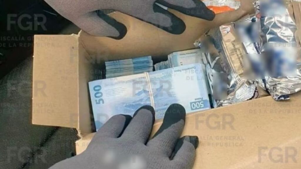Detienen en Linares a dos mujeres con más de un millón de pesos en efectivo