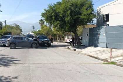 Dueño defiende su negocio, atropella a ladrón y ambos terminan detenidos en Guadalupe