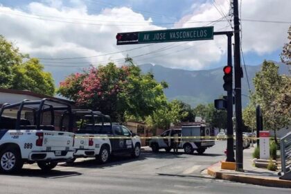 Hallan a hombre sin vida en banqueta de avenida Vasconcelos en San Pedro Garza García