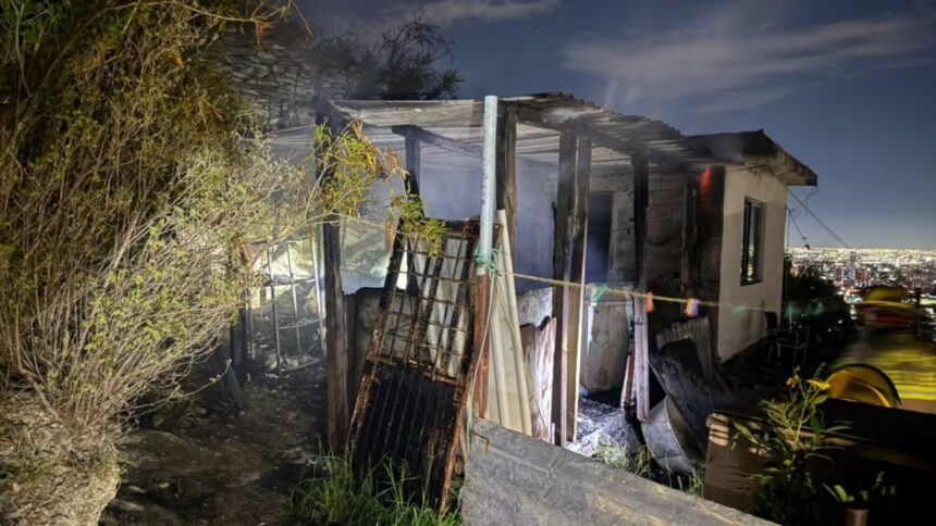 Se incendio en vivienda en la colonia Arturo B. de la Garza en Guadalupe