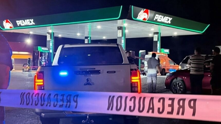 Muere hombre mientras trabajaba en gasolinera de Santa Catarina