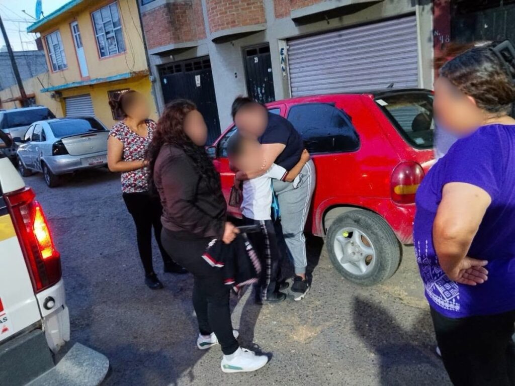 Niño de 10 años huye de escuela por miedo a un regaño por recibir un reporte escolar en Ecatepec