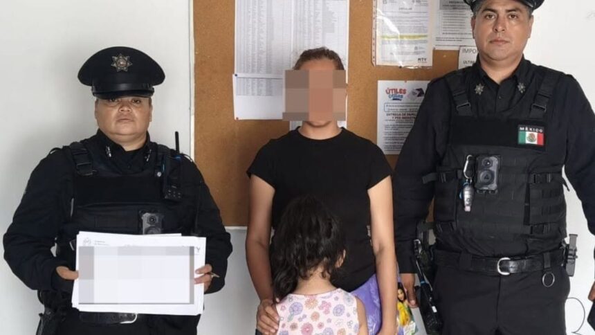 Policía de Monterrey localiza a niña de 5 años caminando sola en calles de la colonia Narvarte