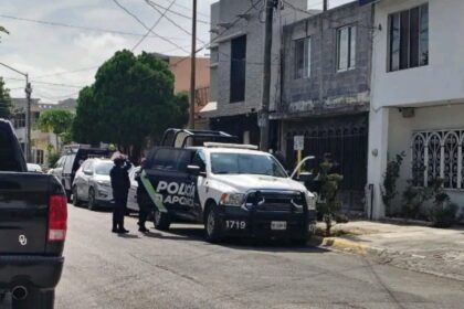Irrumpe grupo armado en casa de la colonia Bosque Real en Apodaca; atan y roban a una familia