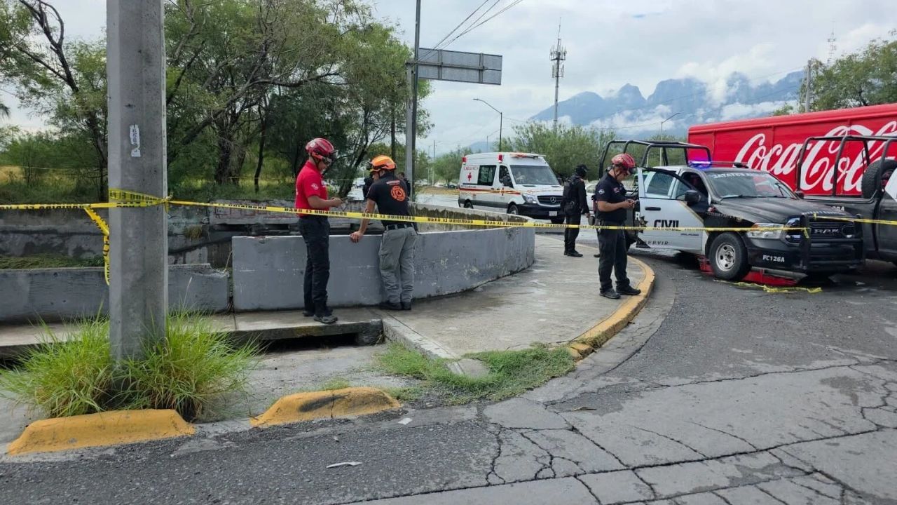 Encuentran a hombre sin vida en arroyo en el sector Barrio Acero, en Monterrey