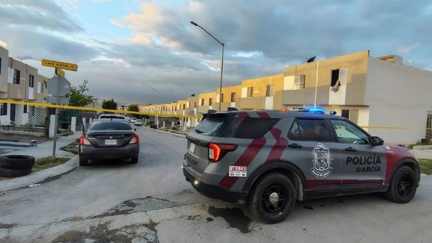 Hombre mata a su esposa y hiere a su familia en Valle de Lincoln en García