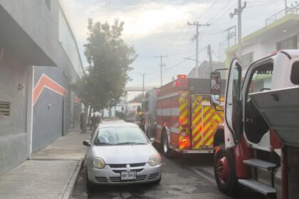 Incendio en ventilador industrial obliga a evacuar empresa Idexa S.A. de C.V. en Monterrey