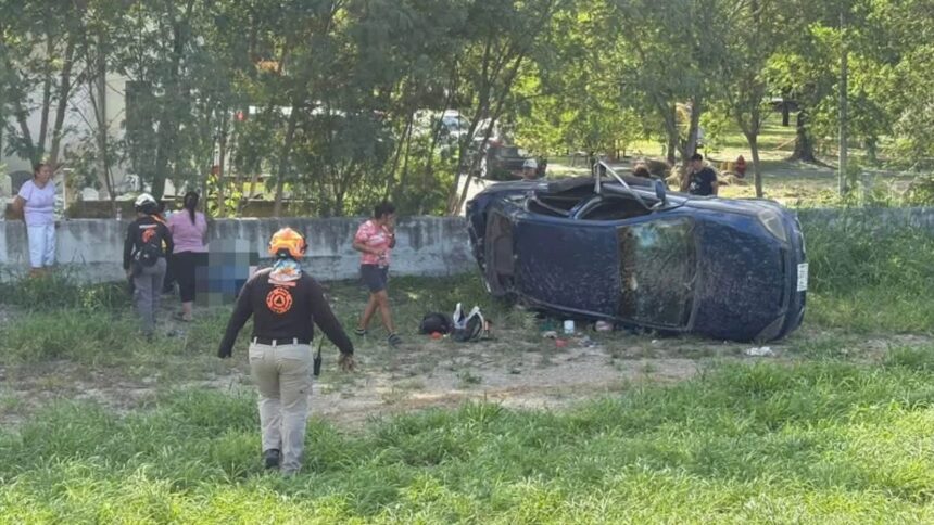 Volcadura sobre el Anillo Periférico en Apodaca deja un muerto y cuatro lesionados